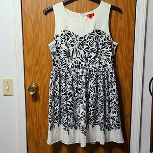 Elle dress